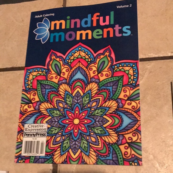 CREATIVE EXPRESSION COLORING BOOKS LOT (NEW)‼️ - Picture 5 of 9